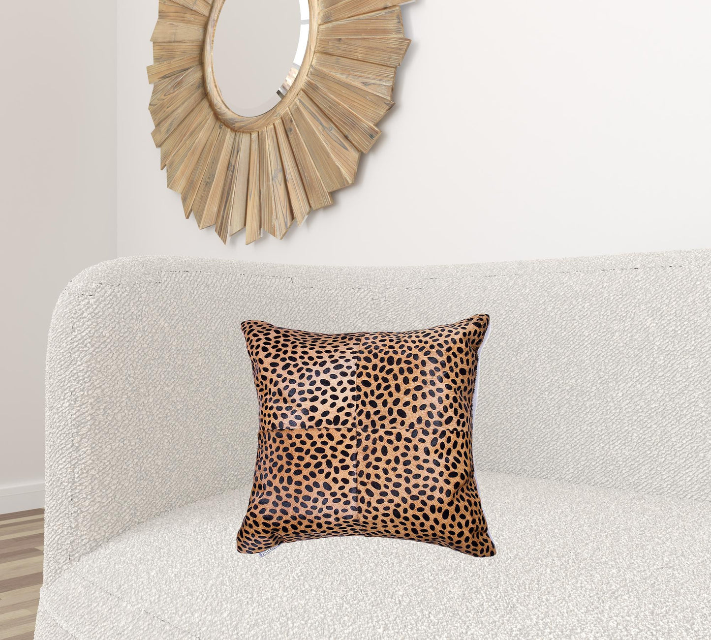 18" X 18" X 5" Cheetah Quattro Pillow