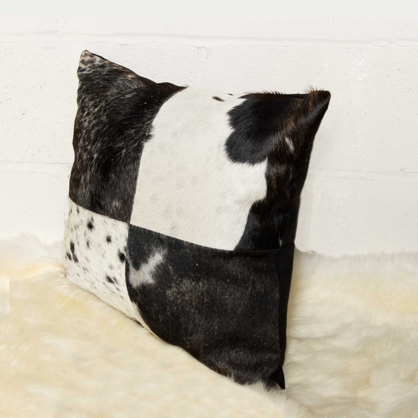 18" X 18" X 5" Black And White Quattro Pillow