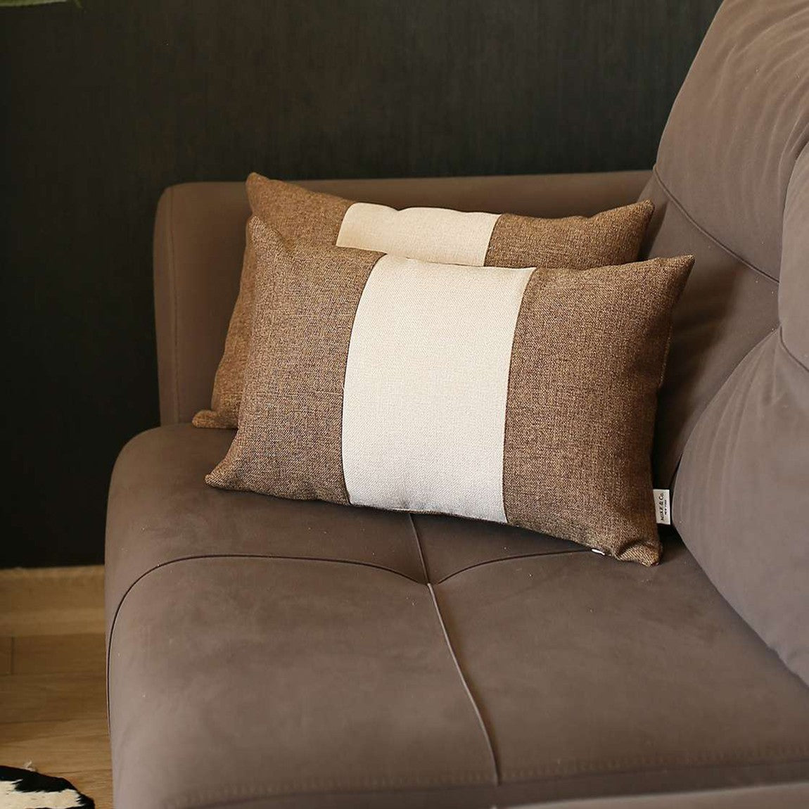 Set Of 2 Brown And White Lumbar Pillow Covers