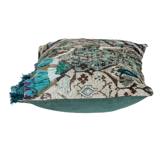 14" X 20" Beige And Green Zippered 100% Cotton Throw Pillow With Fringe