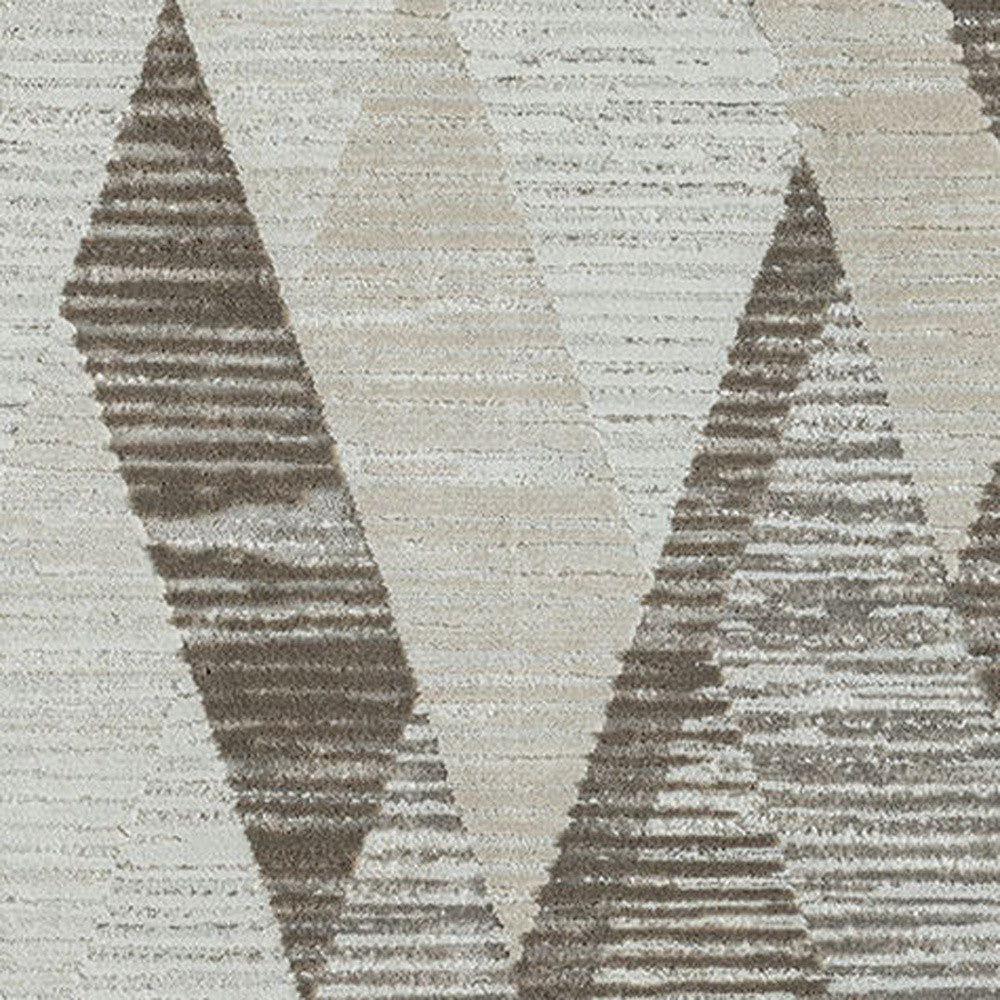 9' x 12' Gray Geometric Area Rug