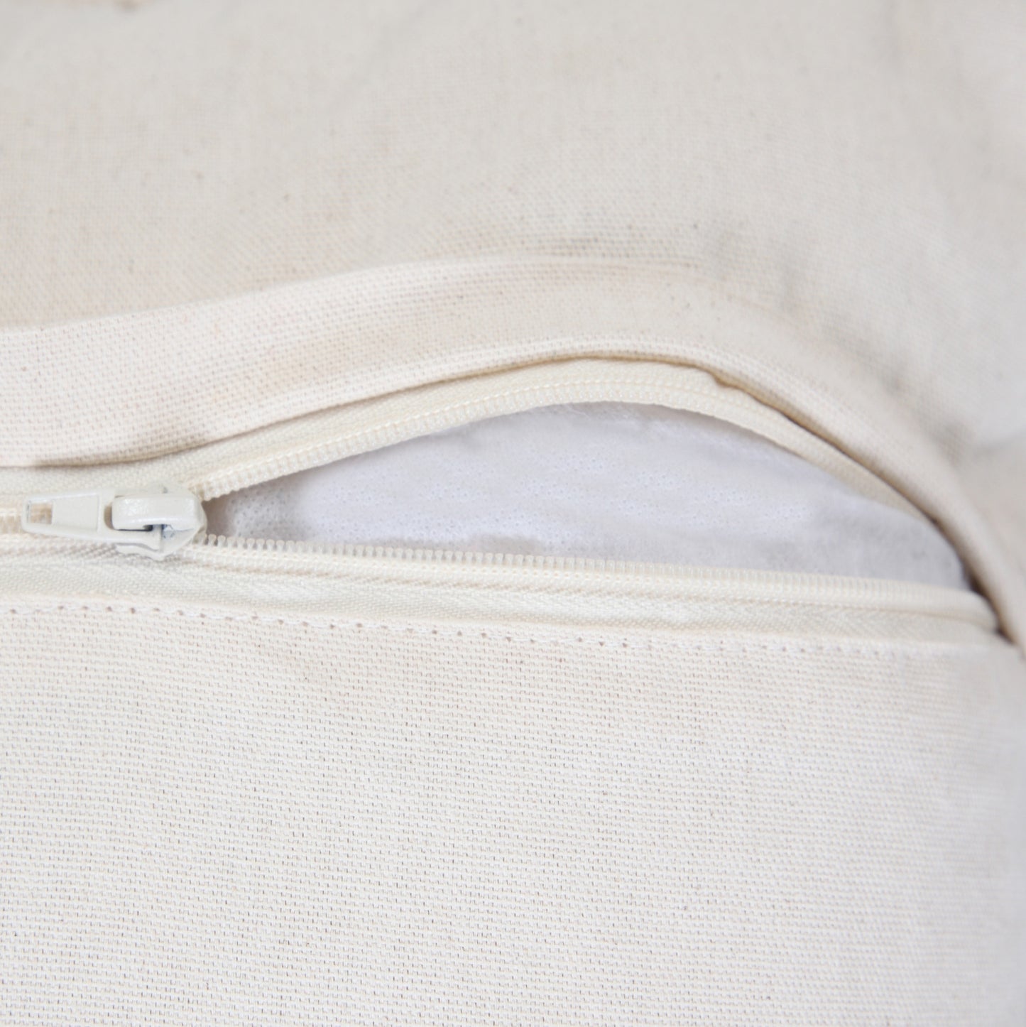 20" X 20" Heathered Gray And Off-White 100% Cotton Geometric Zippered Pillow