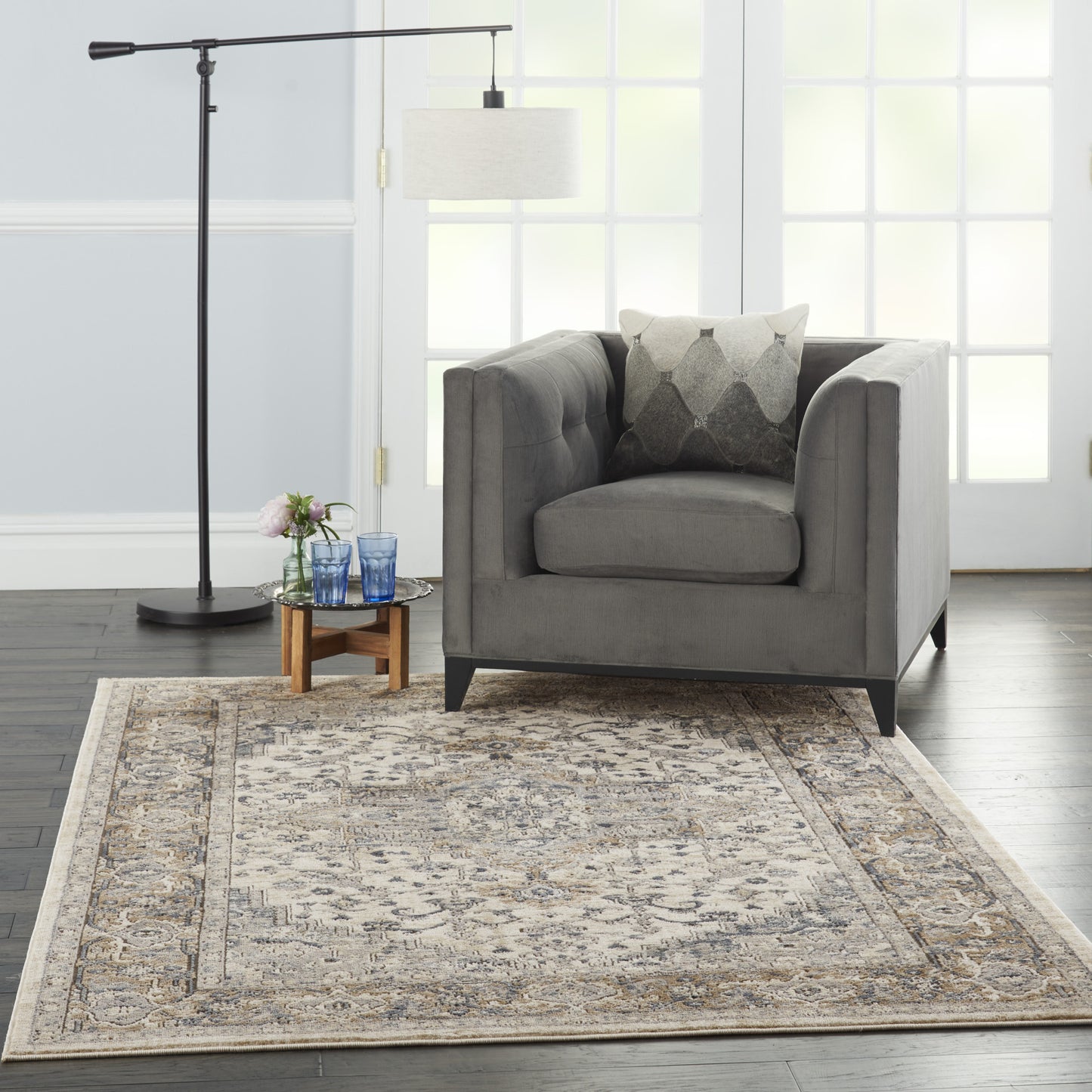 6' x 9' Ivory Floral Power Loom Area Rug