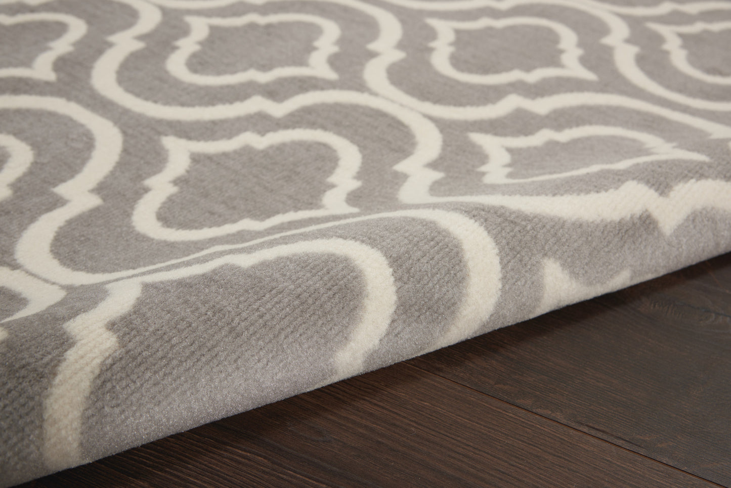 5' x 7' Gray Moroccan Power Loom Area Rug
