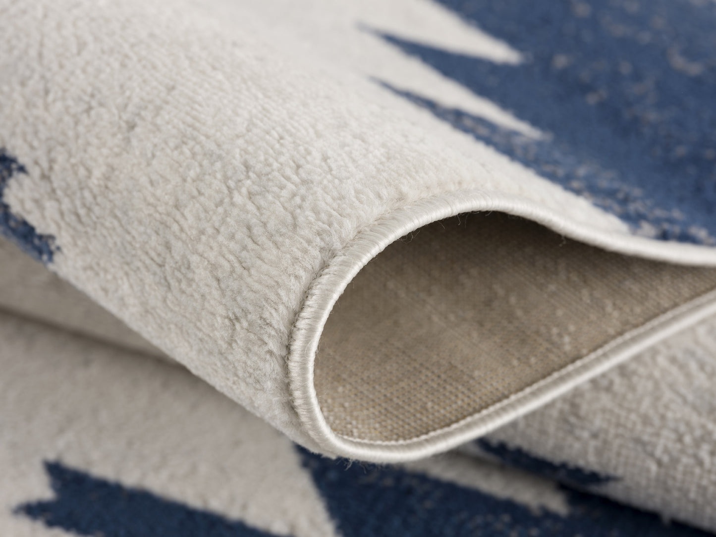 2' x 3' Blue and Beige Southwestern Non Skid Area Rug