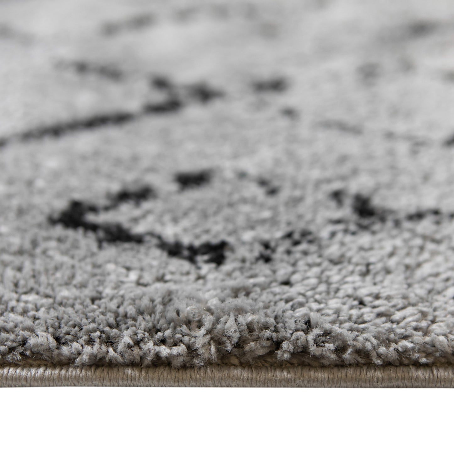 8' x 11' Gray and Black Geometric Shag Area Rug