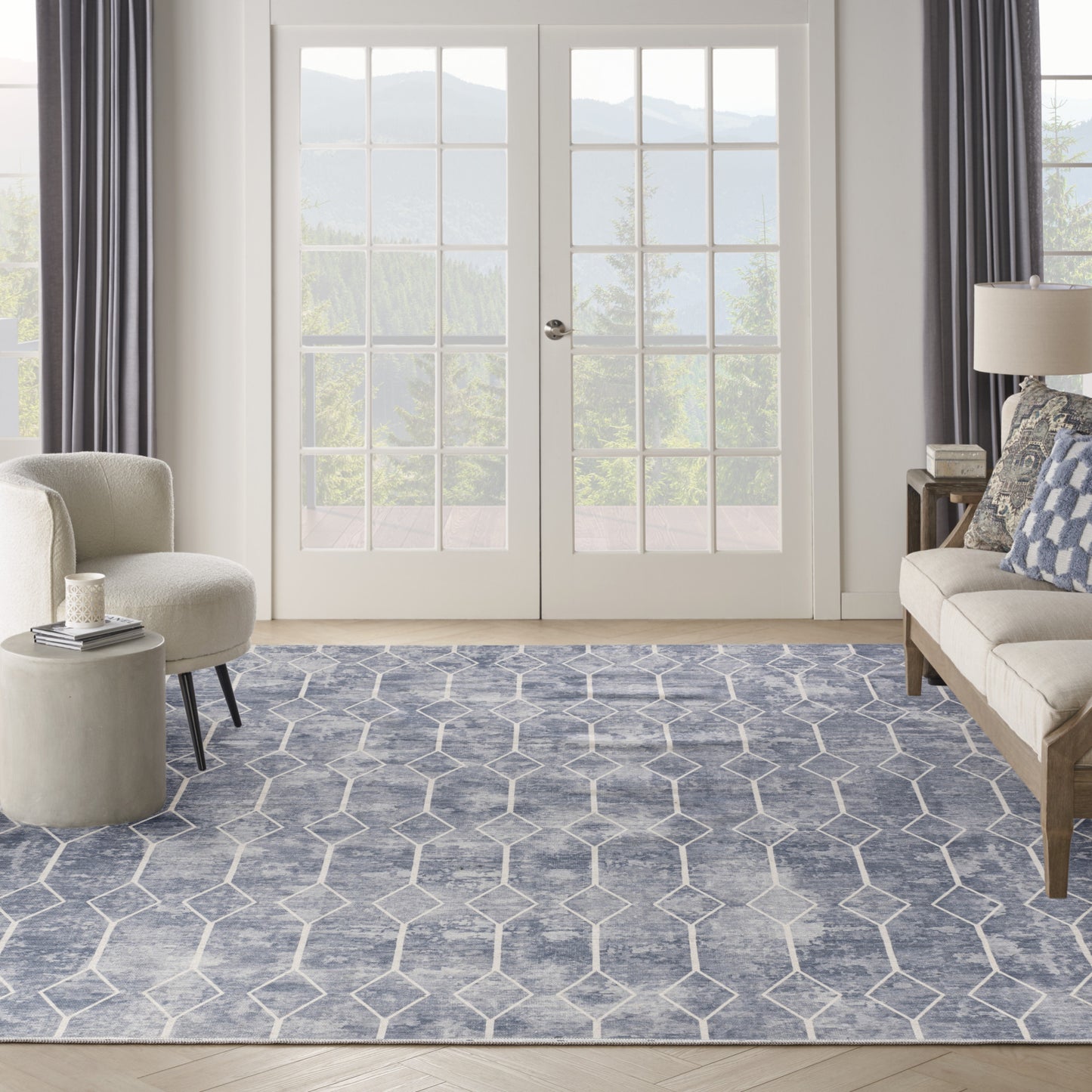 9' x 12' Blue and Beige Geometric Power Loom Washable Area Rug