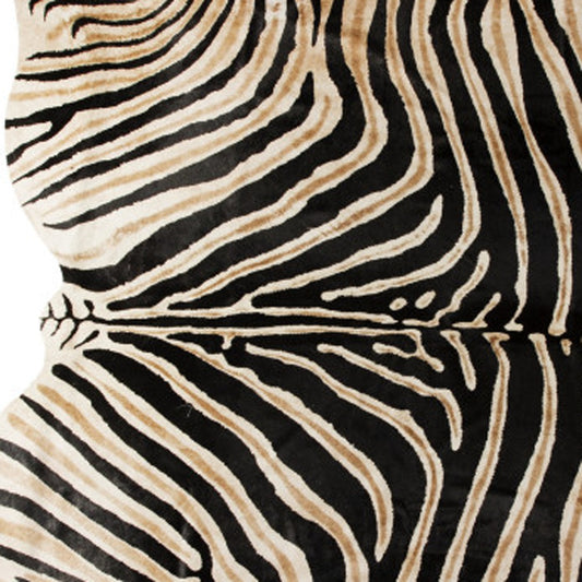 5' x 7' Brown and Black Cowhide Hand Knotted Area Rug