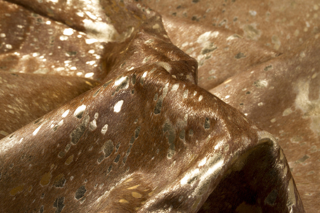 5' x 7' Gold and Brown Cowhide Hand Knotted Area Rug