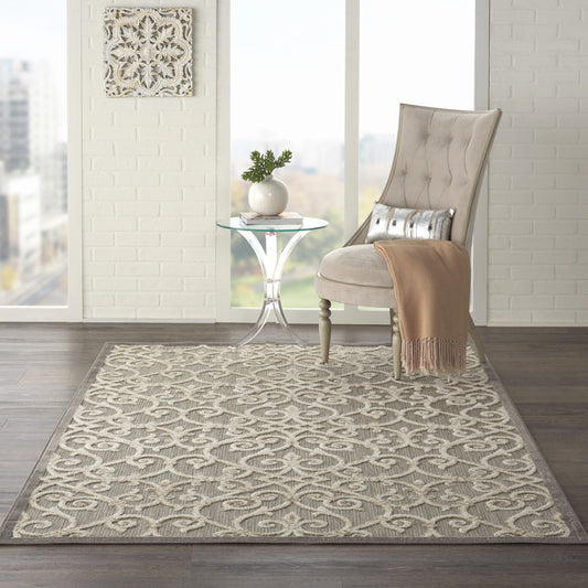 4' X 6' Gray And Ivory Floral Indoor Outdoor Area Rug