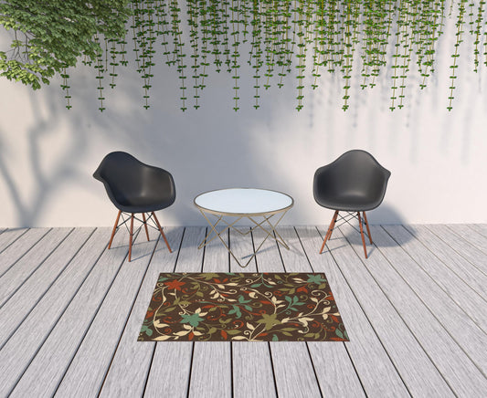 4' x 6' Brown Floral Stain Resistant Indoor Outdoor Area Rug
