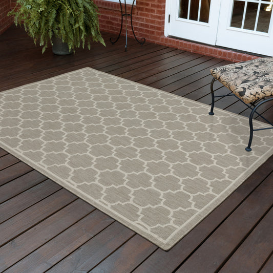 5' x 7' Gray and Ivory Geometric Stain Resistant Indoor Outdoor Area Rug