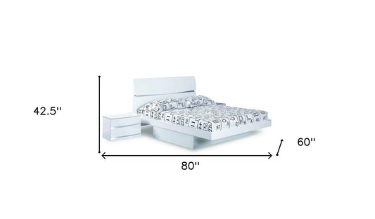80'" X 60'" X 42.5'" Modern Queen White High Gloss Bed