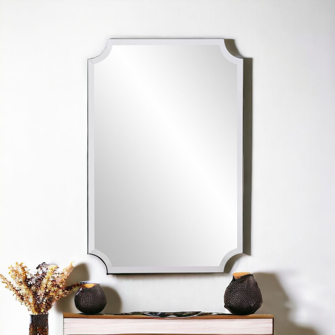 Minimalist Rectangle Mirror With Beveled Edge And Scalloped Corners