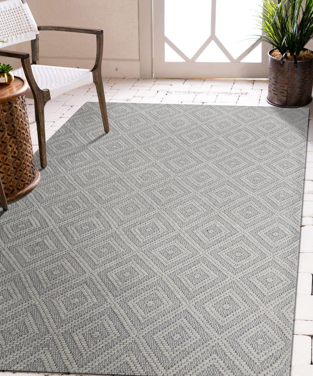 5' x 8' Gray and Ivory Geometric Hand Woven Non Skid Area Rug