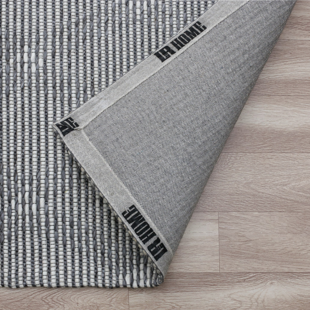 5' x 8' Gray and Ivory Geometric Hand Woven Non Skid Area Rug