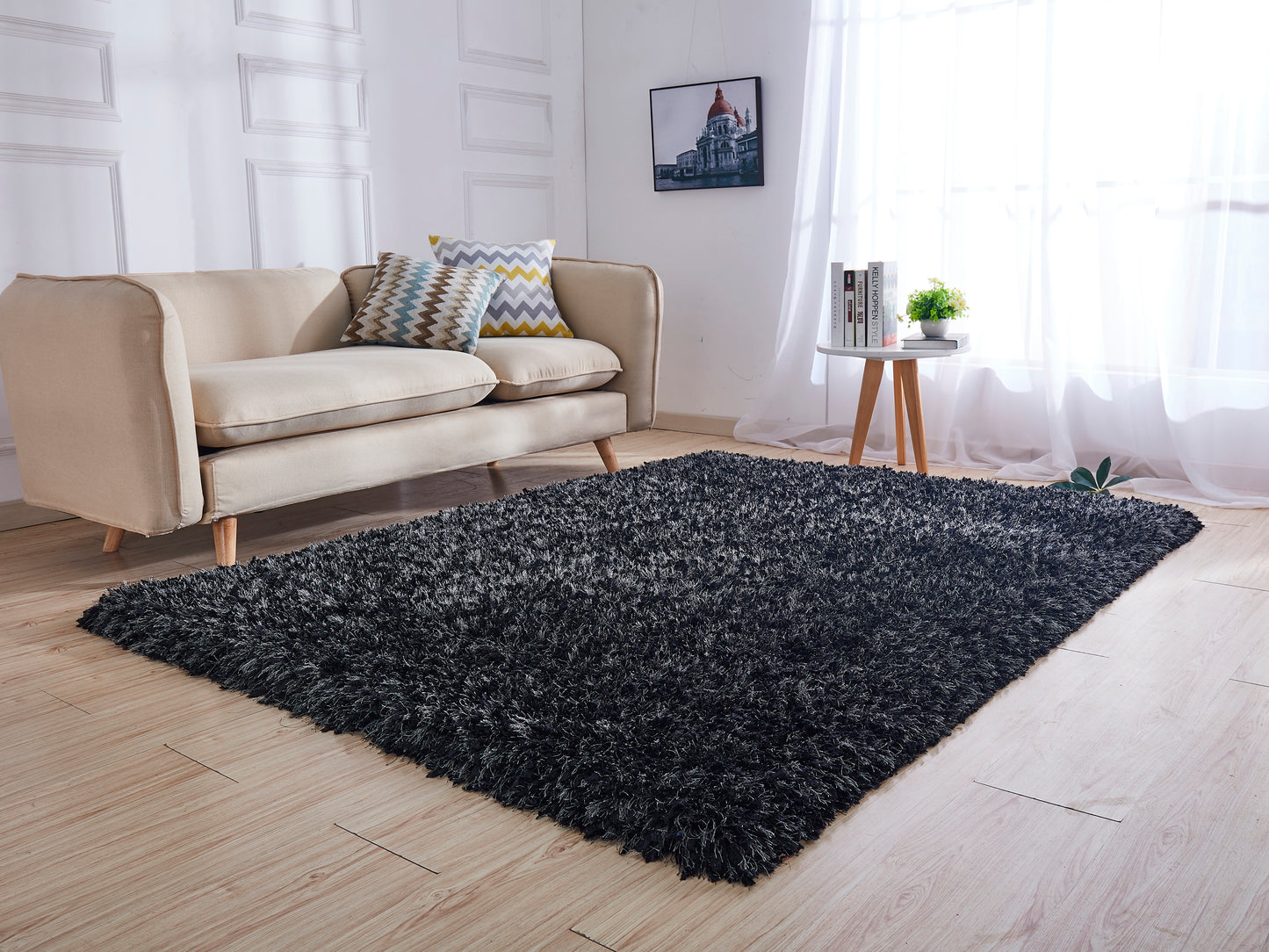 5' x 7' Black Shag Hand Tufted Area Rug