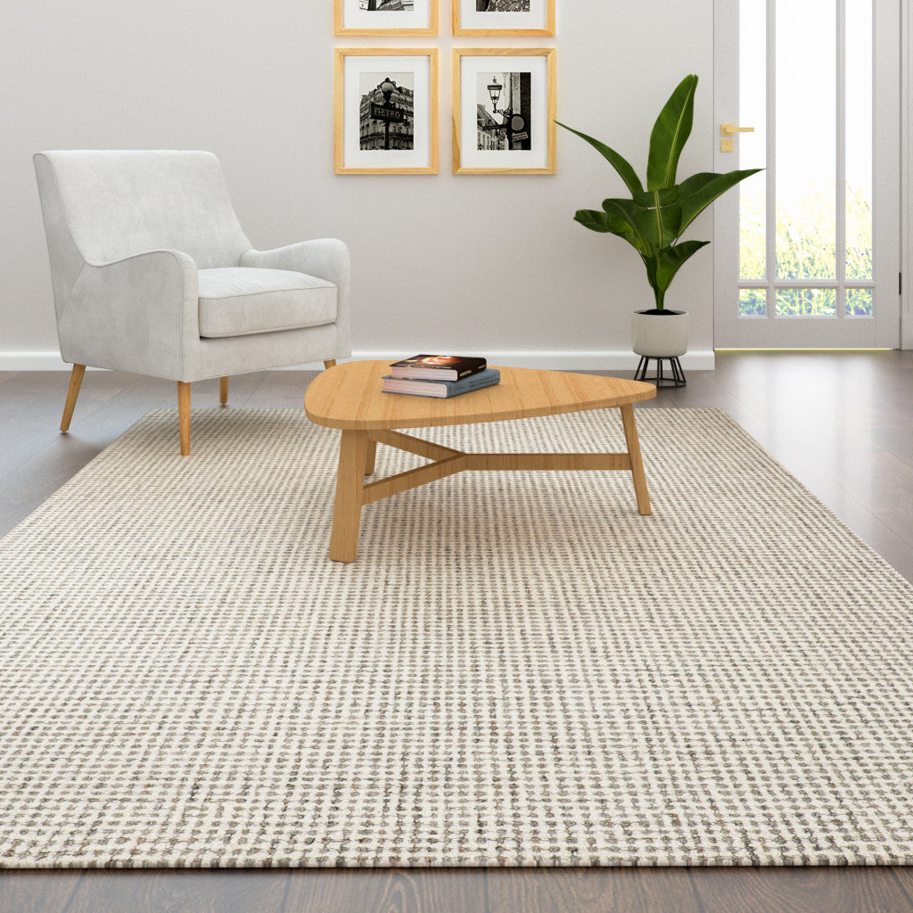 5' x 7' Gray and Ivory Wool Checkered Hand Tufted Area Rug