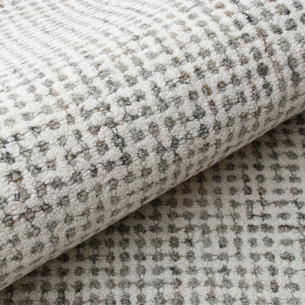 5' x 7' Gray and Ivory Wool Checkered Hand Tufted Area Rug