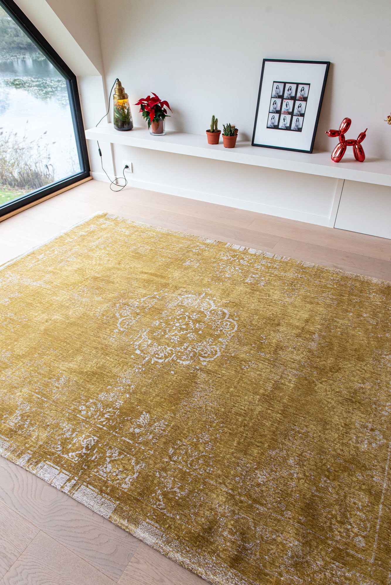 7' x 9' Orange and White Medallion Non Skid Area Rug
