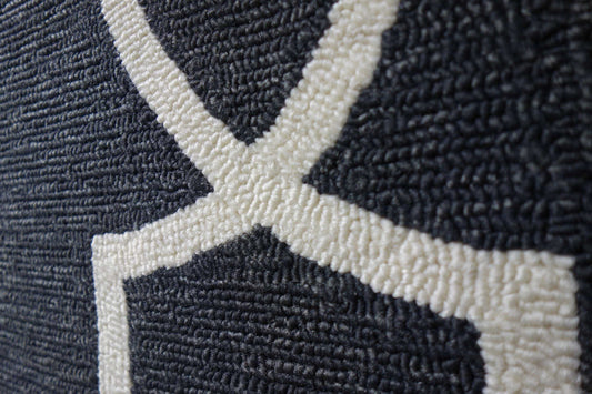 5'X7' Grey Hand Hooked Uv Treated Distressed Traditional Floral Indoor Outdoor Area Rug