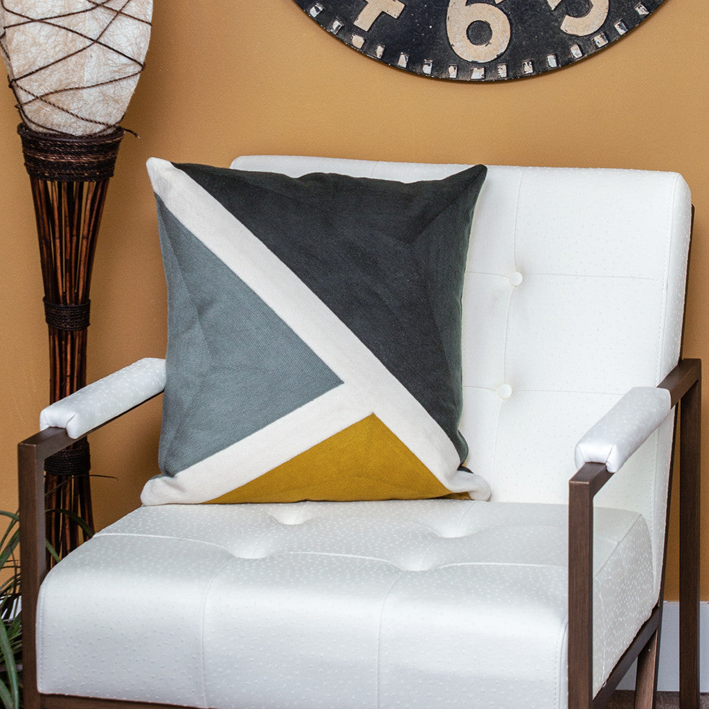 20" X 20" Black Geometric Zippered 100% Cotton Throw Pillow