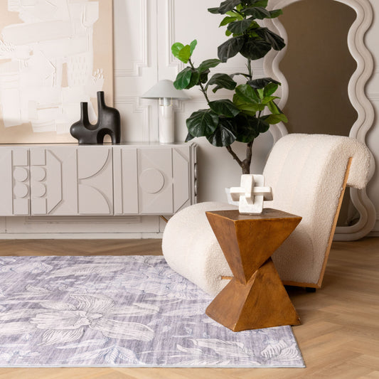 7' x 10' Gray and White Floral Area Rug