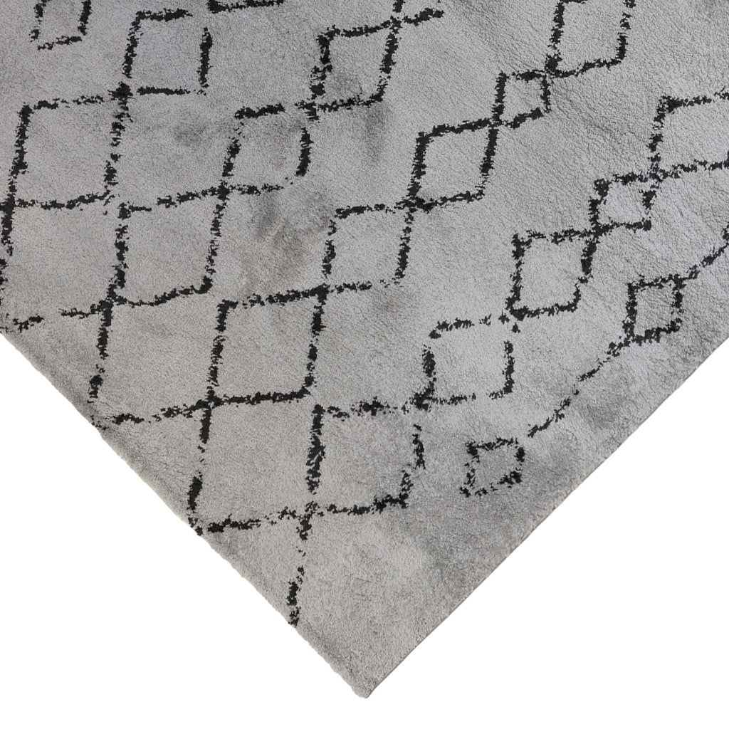 2' x 3' Gray and Black Geometric Shag Area Rug