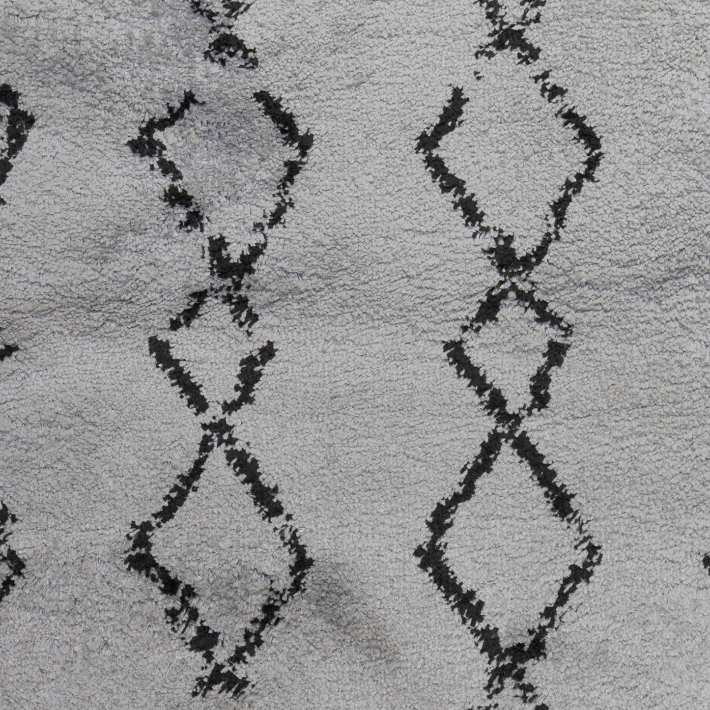 8' x 11' Gray and Black Geometric Shag Area Rug