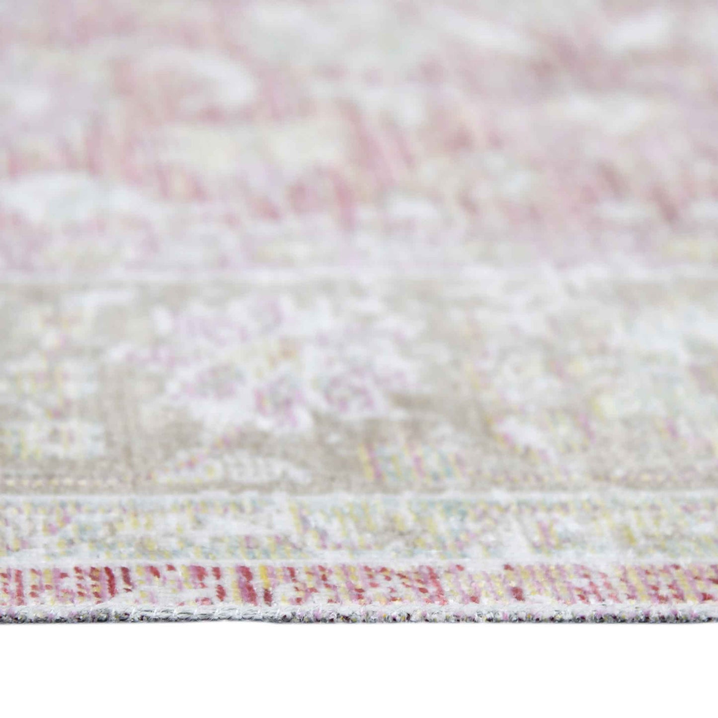 5' x 7' Coral Medallion Power Loom Area Rug