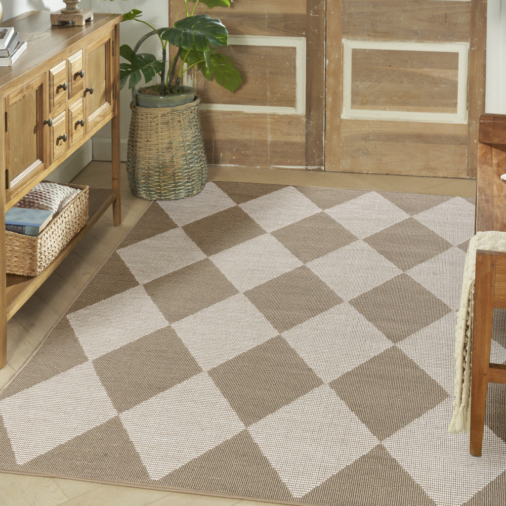 4' x 6' Natural and Ivory Geometric Power Loom Washable Non Skid Area Rug