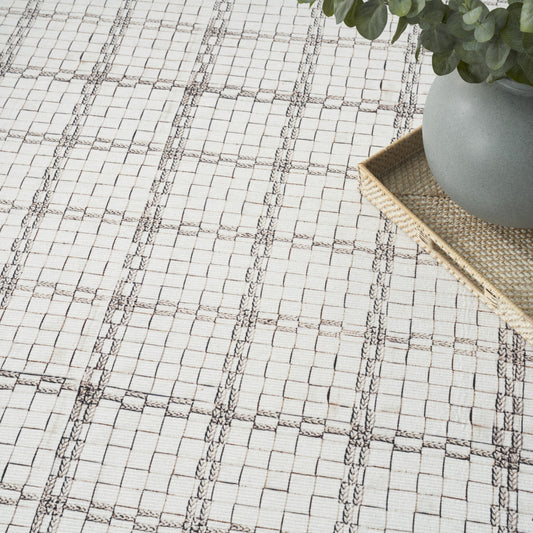 8' x 10' Ivory and Gray Geometric Power Loom Washable Non Skid Area Rug