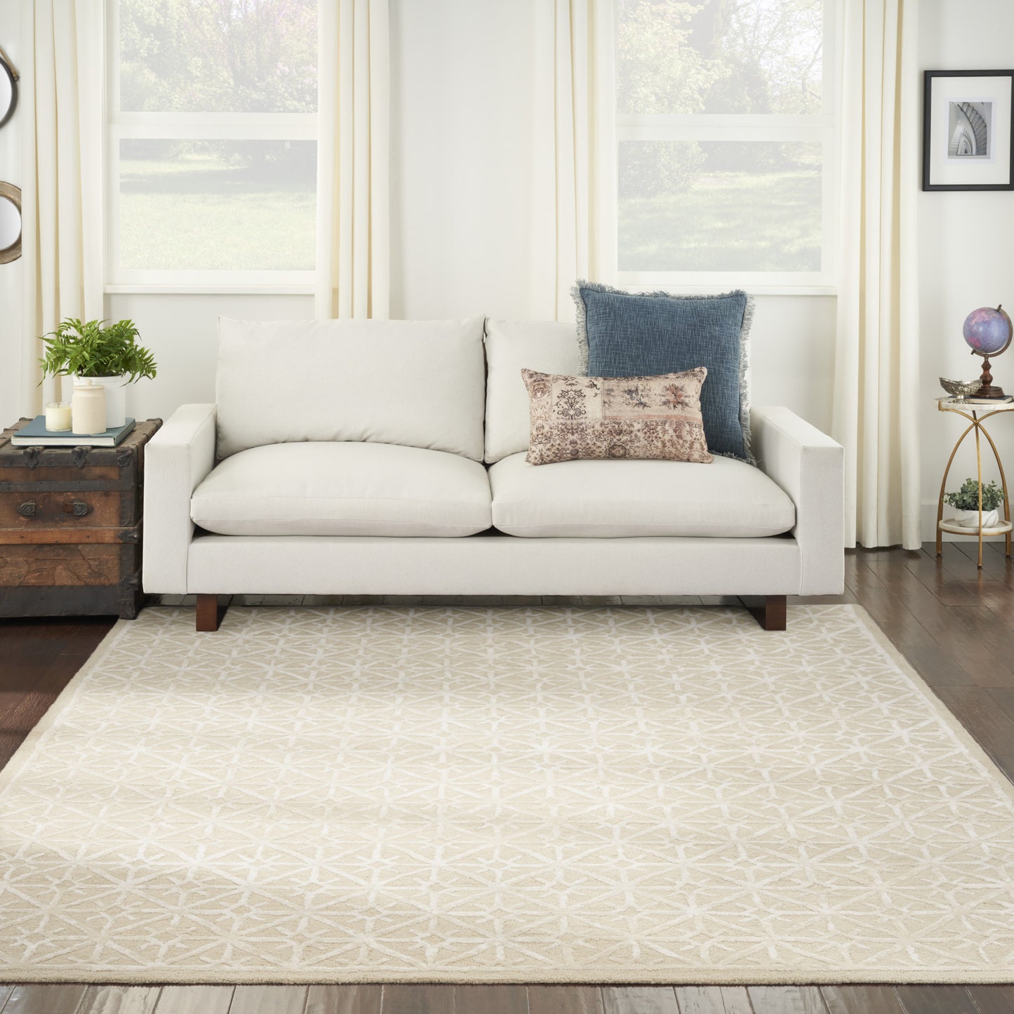 8' x 10' Beige and Ivory Geometric Hand Tufted Area Rug