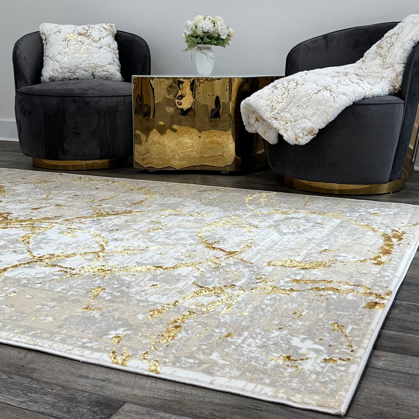 4' x 6' Gold Abstract Area Rug