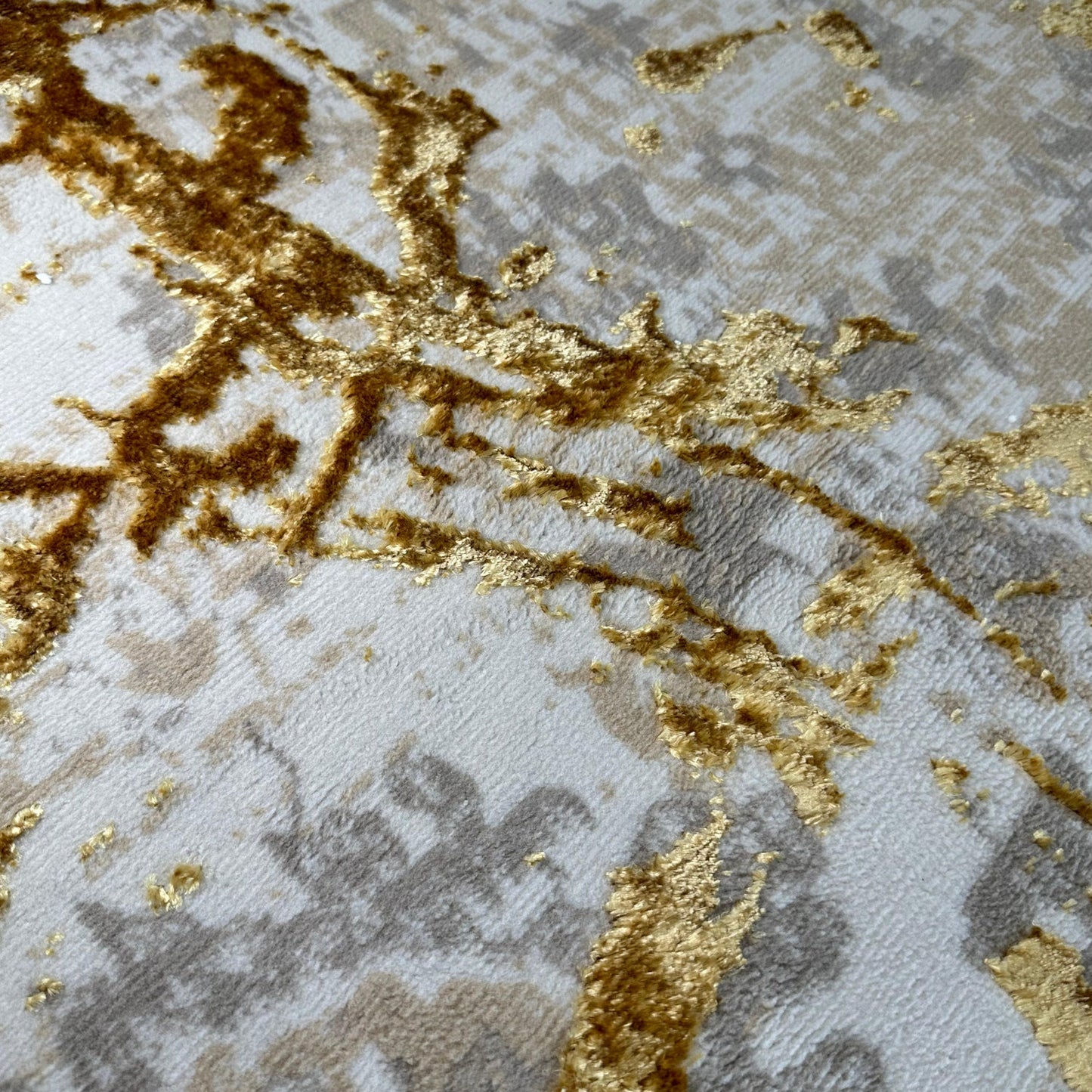 4' x 6' Gold Abstract Area Rug