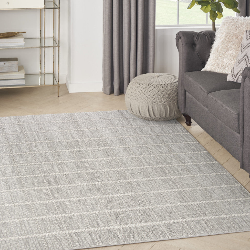 4' x 6' Gray Geometric Area Rug