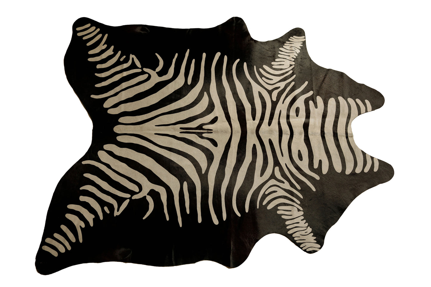 5' x 7' Black and Off White Cowhide Hand Knotted Area Rug