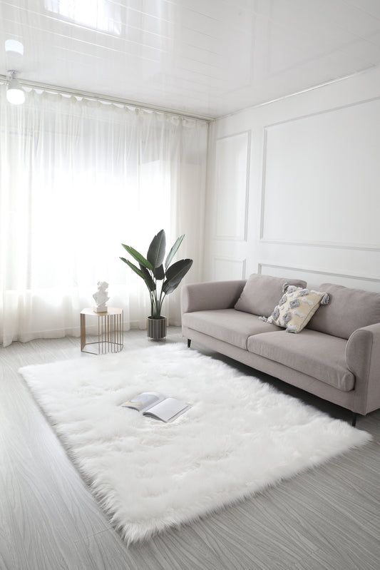 5' x 7' White Sheepskin Washable Area Rug