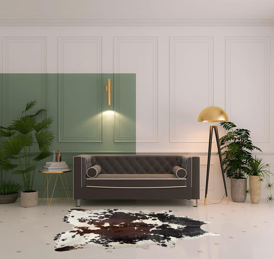 5' x 7' Brown and White Cowhide Hand Knotted Area Rug