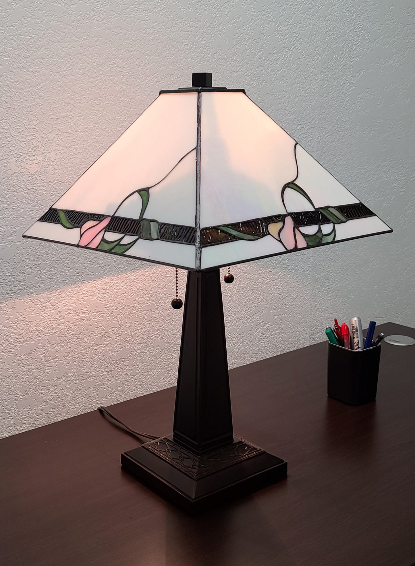 23" White Stained Glass Floral Two Light Mission Style Table Lamp