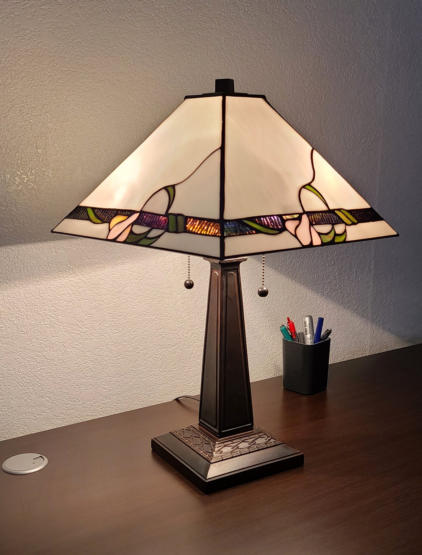 23" White Stained Glass Floral Two Light Mission Style Table Lamp