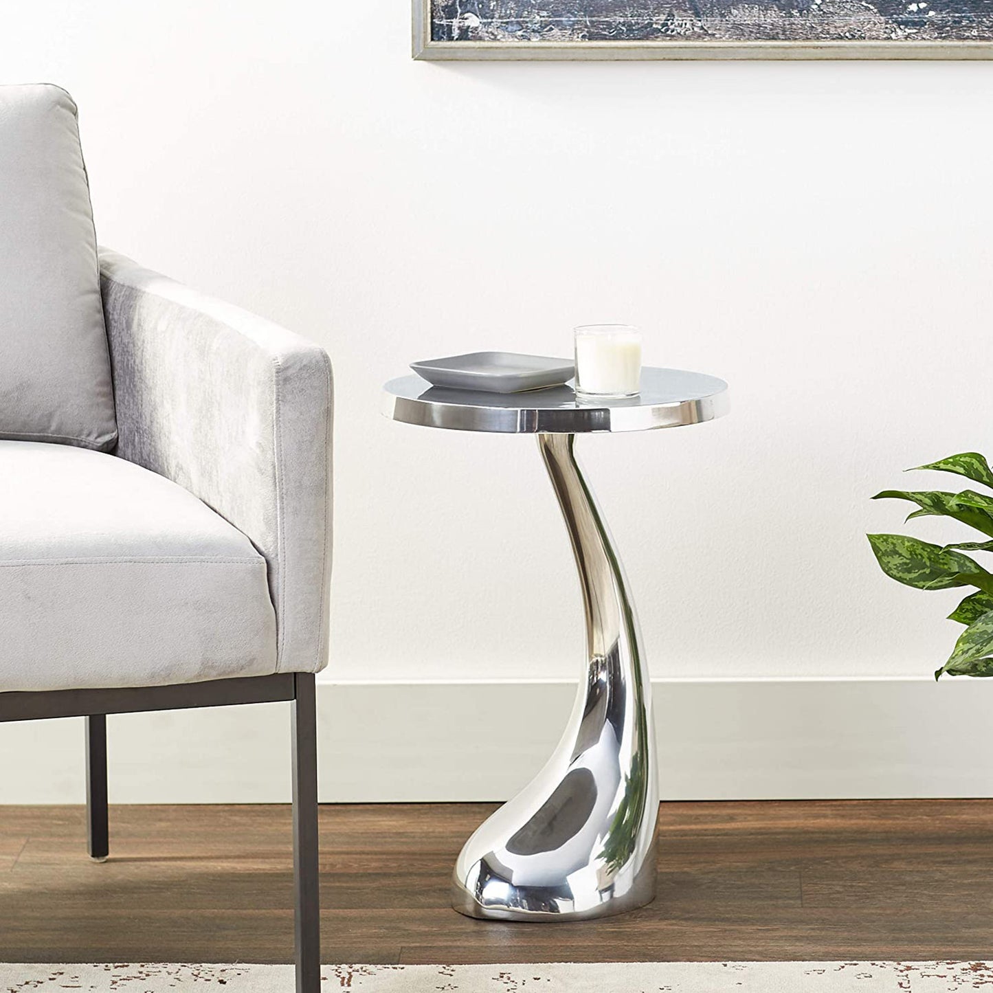 21" Silver Buffed Aluminum Curved Round End Table