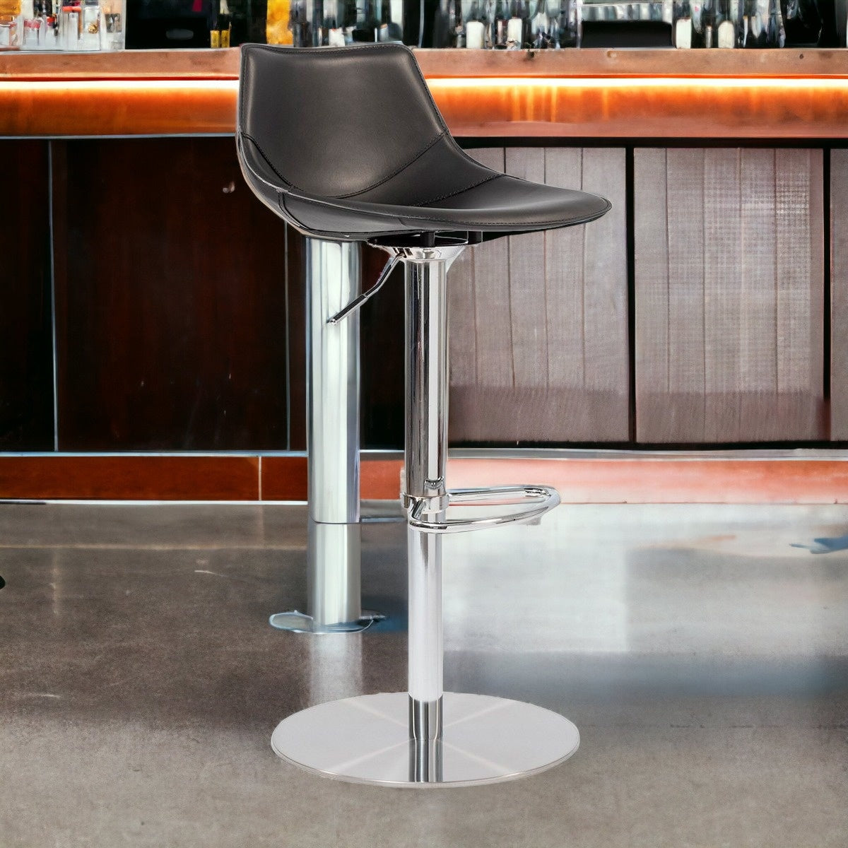 32" Black And Silver Steel Swivel Low Back Bar Height Bar Chair