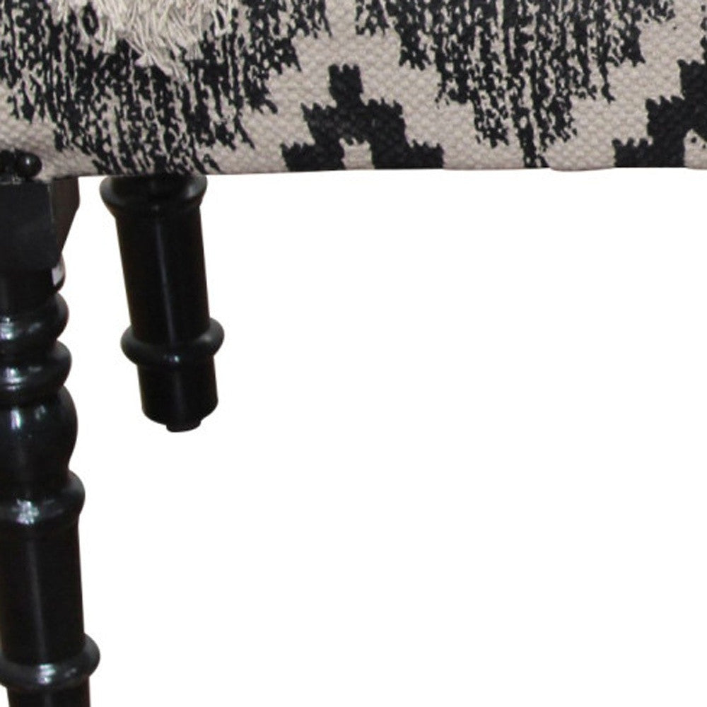 47" Black And White Black Leg Southwest Upholstered Bench