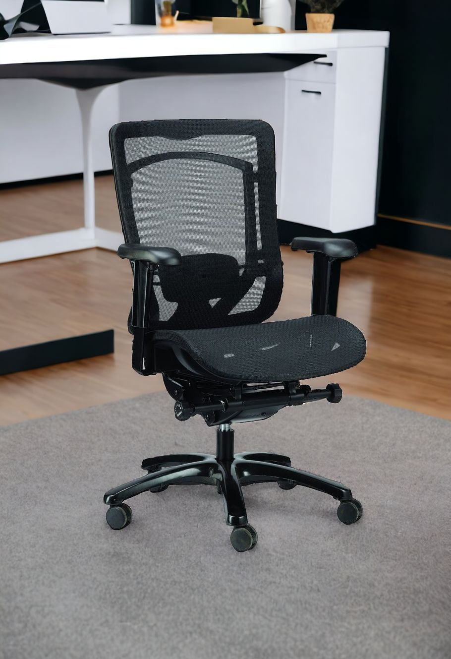 Black Adjustable Swivel Mesh Rolling Office Chair