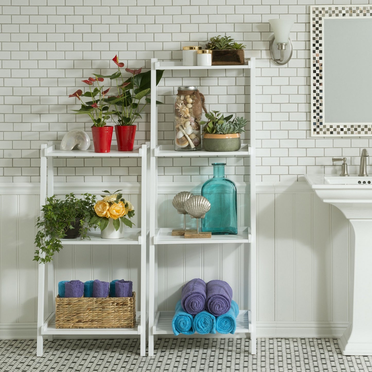 60" Ladder Bookcase With 4 Shelves In White