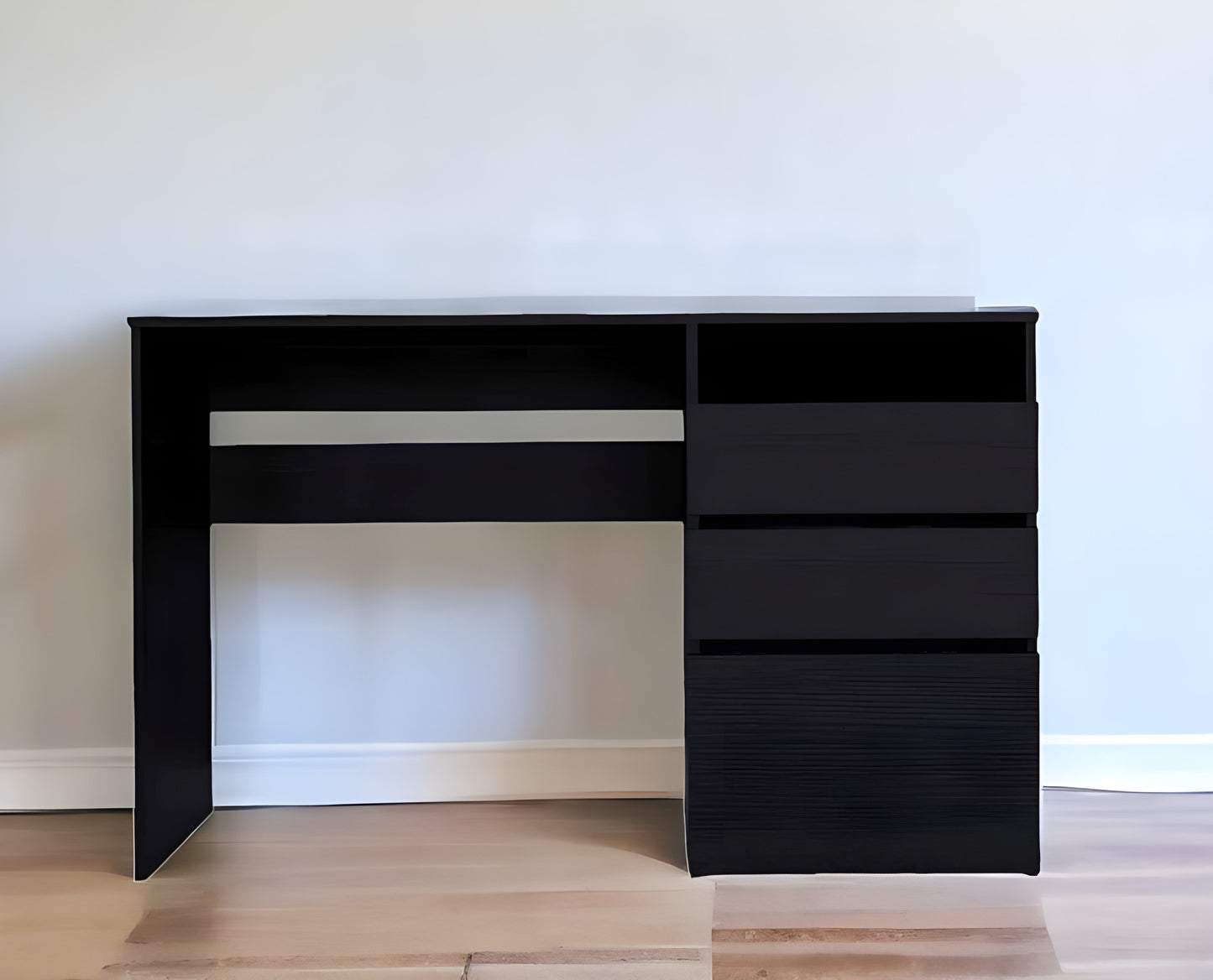 47" Black Computer Desk With Three Drawers