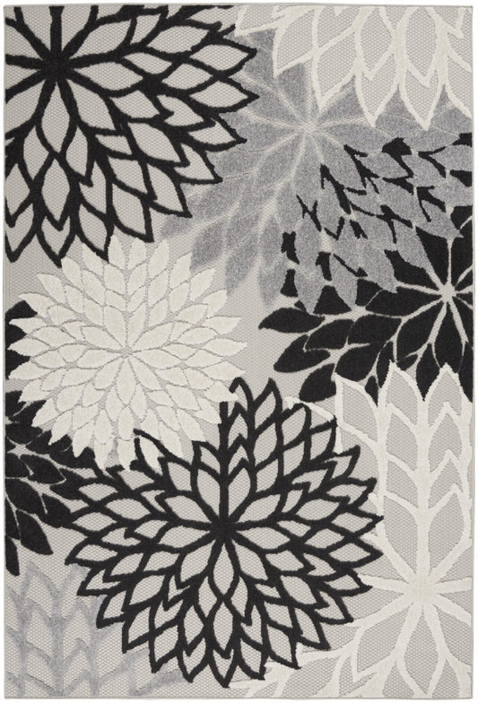 5' X 7' Black And White Floral Indoor Outdoor Area Rug