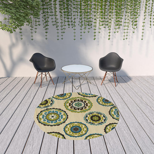 8' x 8' Green and Ivory Round Floral Indoor Outdoor Area Rug