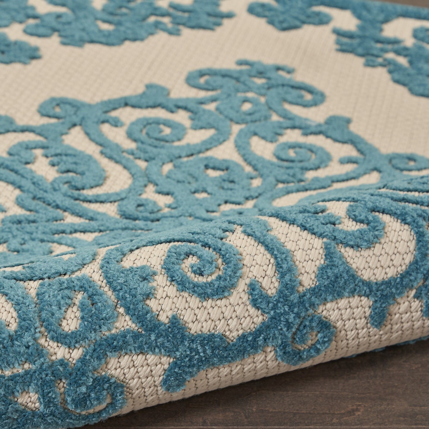 3' X 4' Aqua Damask Indoor Outdoor Area Rug